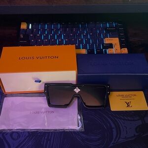 Louis Vuitton Black Cyclone Sunglasses